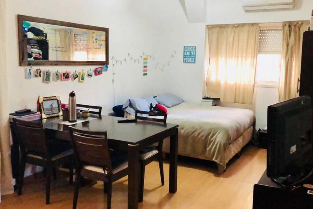 Postel nebo postele na pokoji v ubytování luminoso departamento a 100 metros de la quinta presidencial