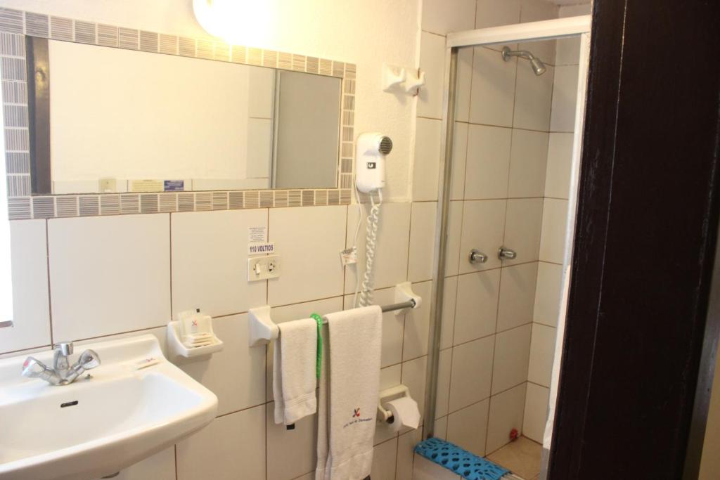 Koupelna v ubytování Hotel 6 De Diciembre
