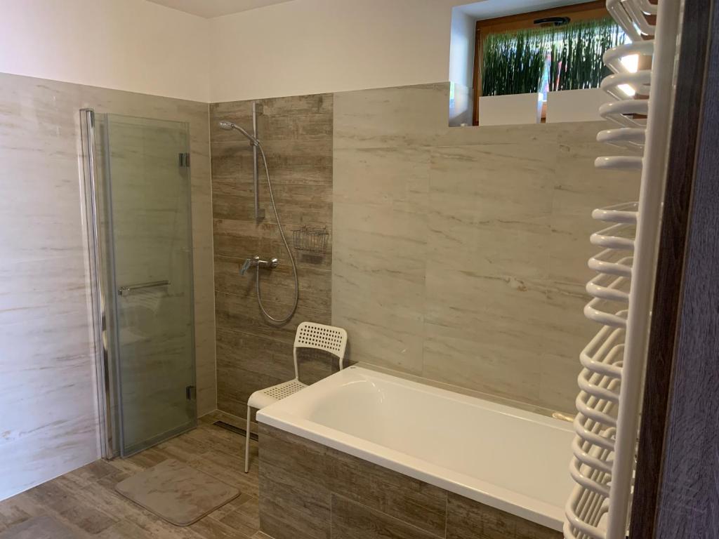 Kúpeľňa v ubytovaní Apartamenty Tomalówka Koscielisko