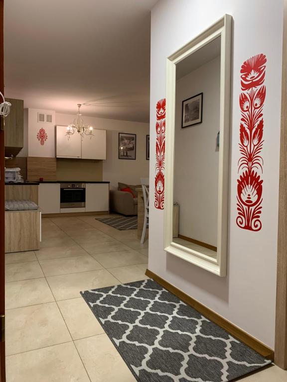 Kuchyňa alebo kuchynka v ubytovaní Apartamenty Tomalówka Koscielisko
