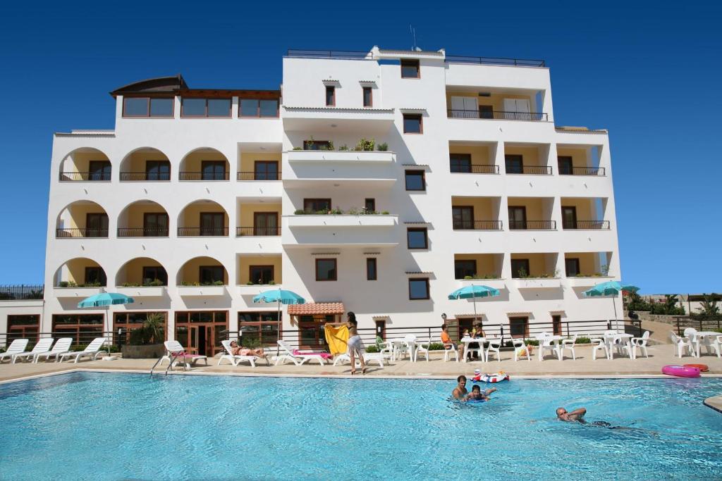 Bassein majutusasutuses Forte Hotel või selle lähedal