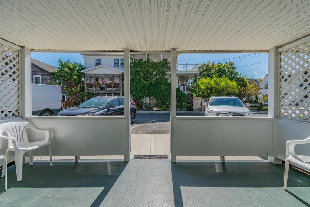 Boardwalk Terrace - 