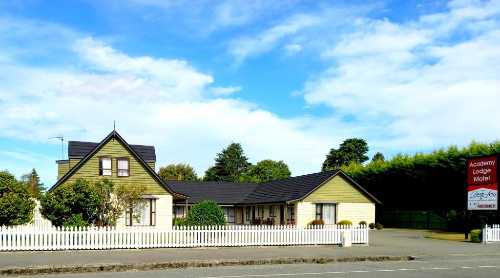 Gallery image of Academy Lodge Motel in Ashburton