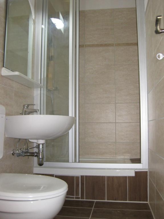 Kúpeľňa v ubytovaní Parti Apartman