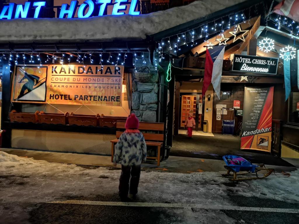 Chris-Tal Hotel