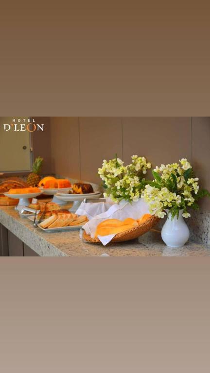  Hotel D'Leon