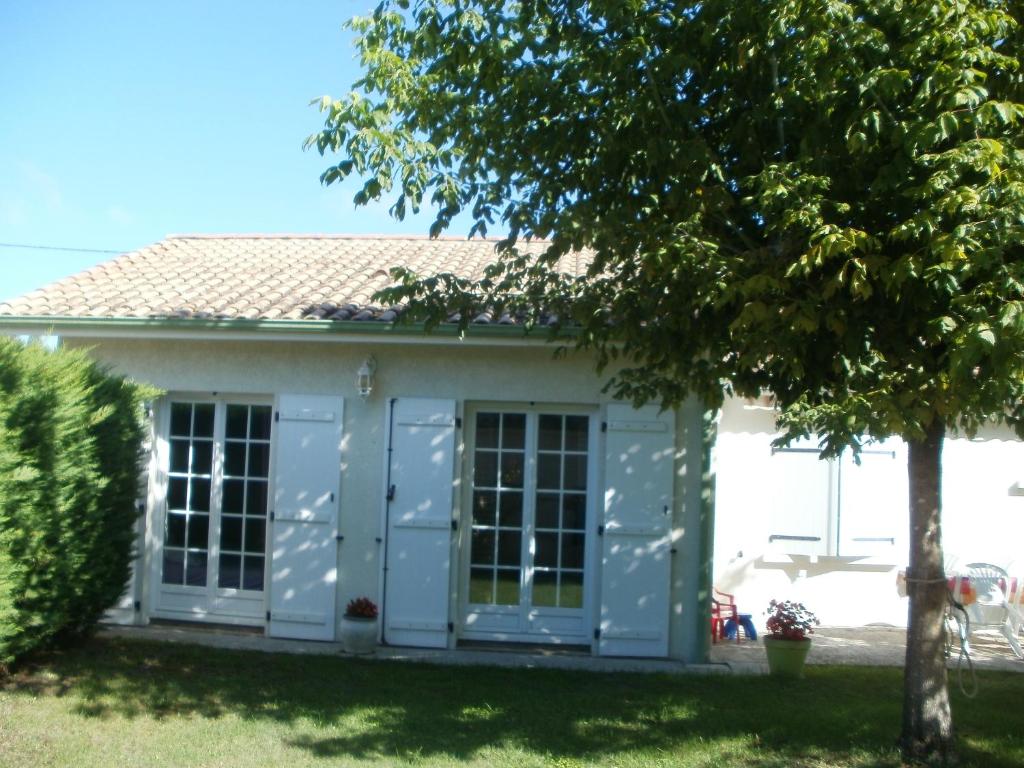 Vacances a St Germain d Esteuil 33340 - Casa Con Due Camere Da Letto