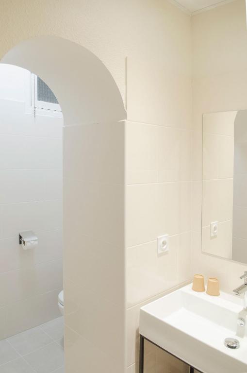 Koupelna v ubytování Hôtel IMPERATOR Béziers