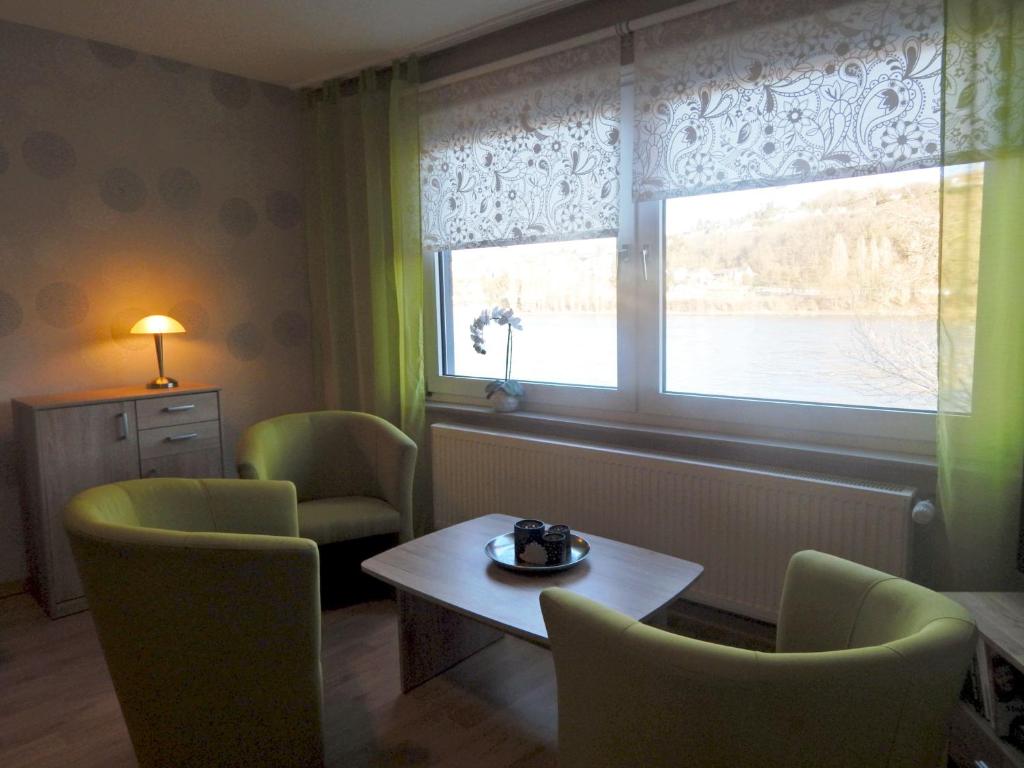 Ferienwohnung Rheinblick Koblenz - Studio Apartment 3
