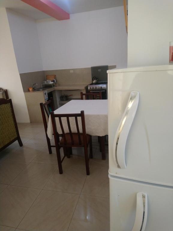 Kuchyň nebo kuchyňský kout v ubytování Hostal Terito