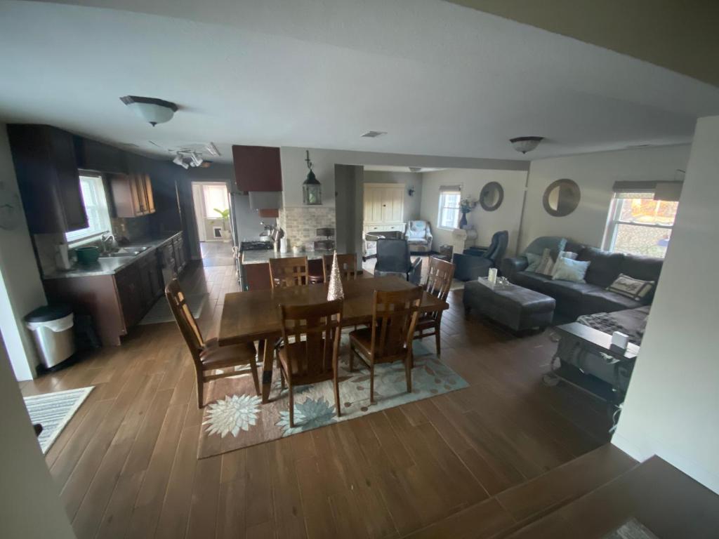 Bancroft Guest House - Housity