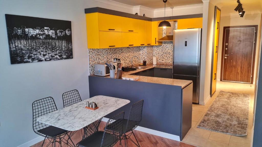 Letstay Sweet Home Yellow - 14