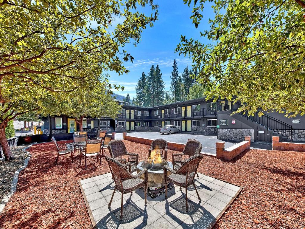 Zahrada ubytování Secrets Inn Lake Tahoe