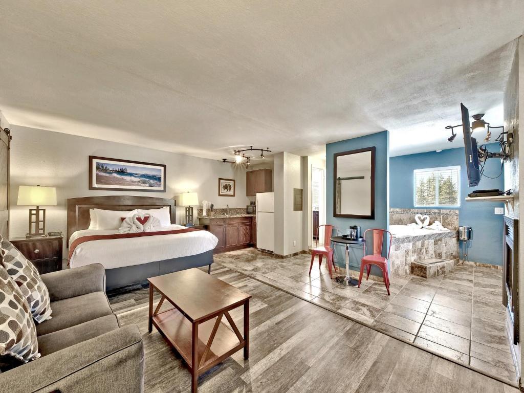 Posezení v ubytování Heavenly Inn Lake Tahoe