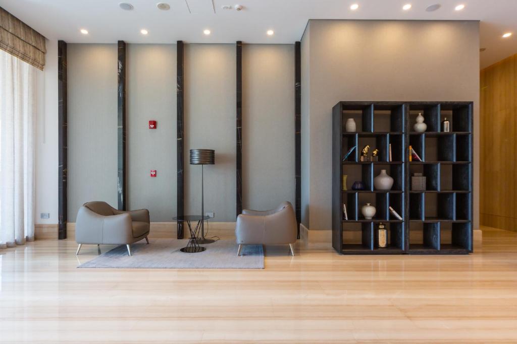 Area soggiorno di Retaj Baywalk Residence