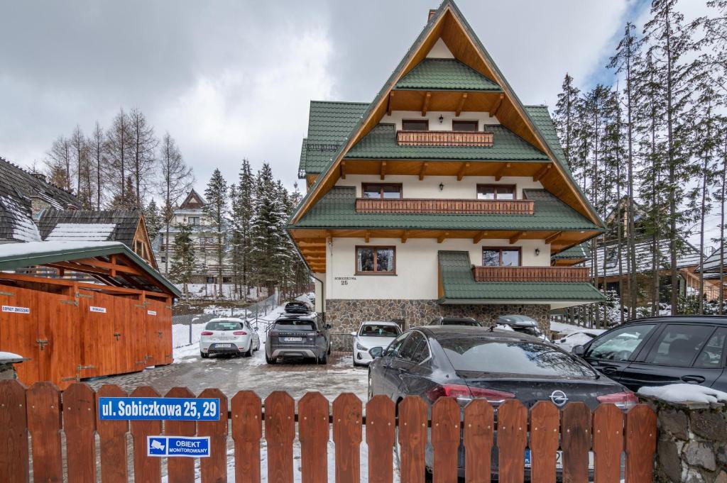 Budova, v ktorej sa apartmán nachádza