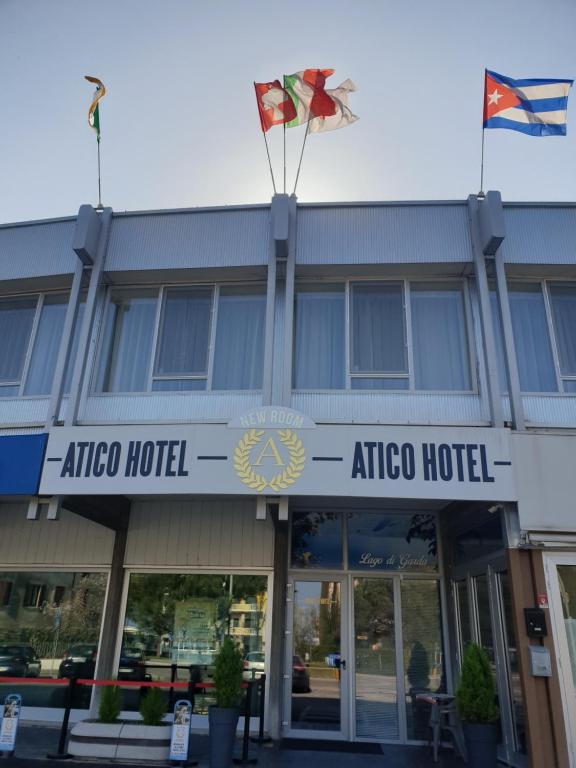 Fotografie z fotogalerie ubytování Atico Hotel v destinaci Desenzano del Garda
