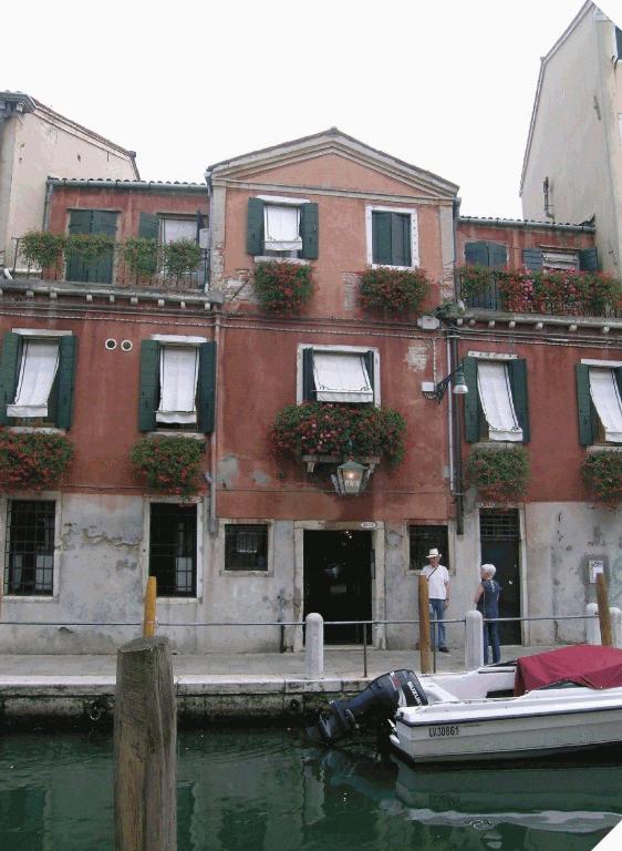 Gallery image of Antica Locanda Montin in Venice
