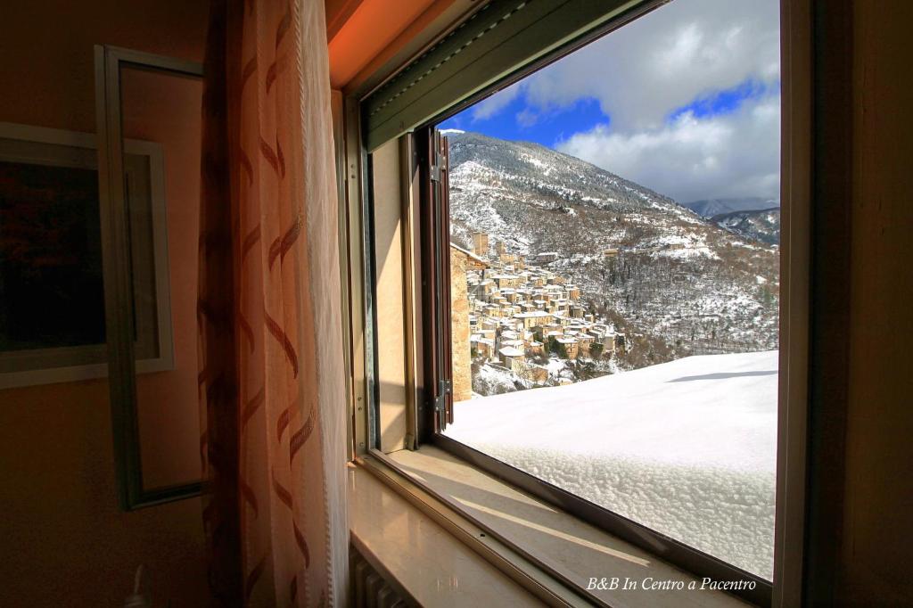 Nespecifikovaný výhled na hory nebo výhled na hory při pohledu z bed and breakfast