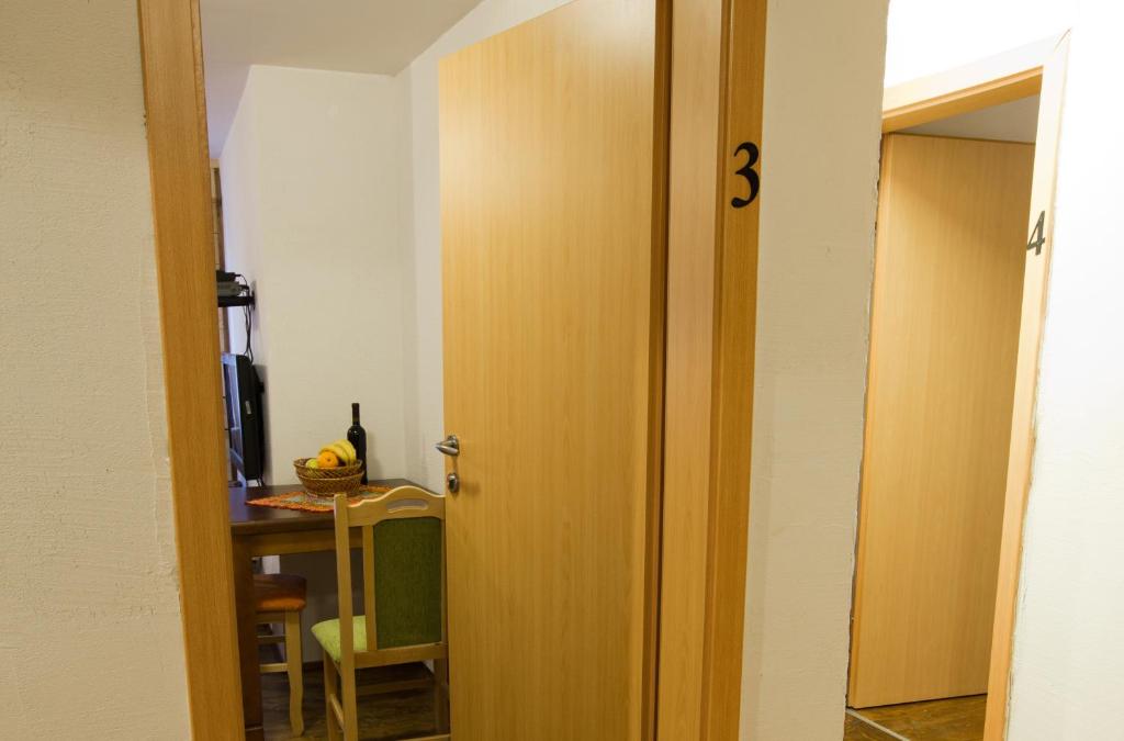TV a/nebo společenská místnost v ubytování Apartments Peaks