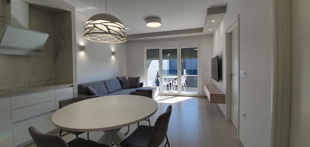 Posedenie v ubytovaní Apartments Elite