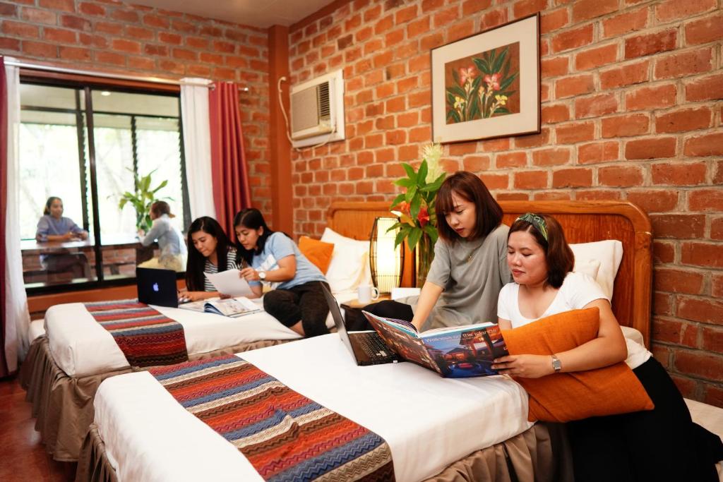 Hosté ubytování Malagos Garden Resort