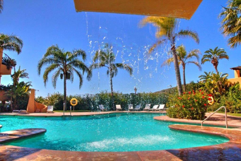 Vakantiehuis Townhouse with Seaviews in Riviera del Sol ...