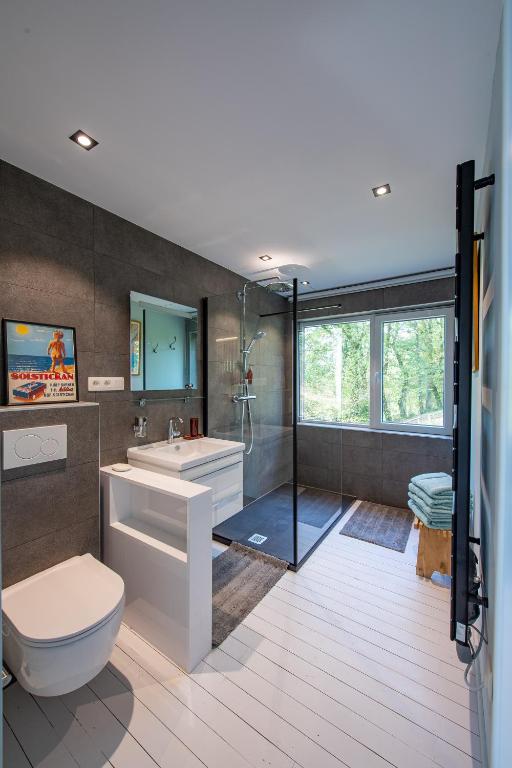 Koupelna v ubytování Le Chalet