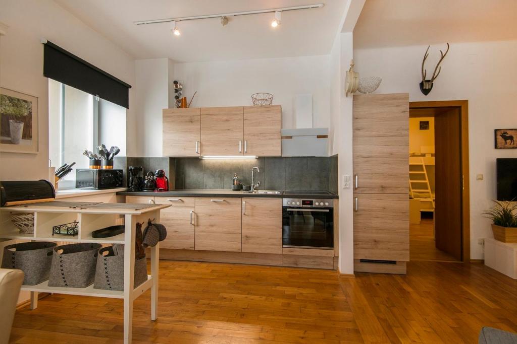 Kuchyň nebo kuchyňský kout v ubytování Residenz Lothringen by AlpenTravel
