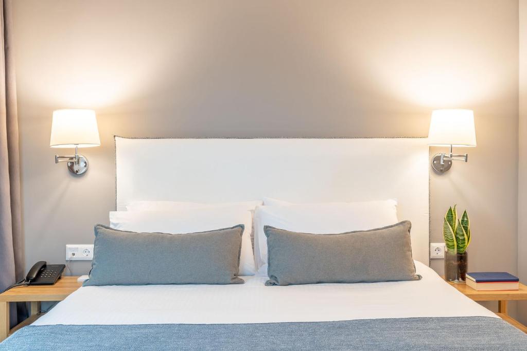 CHROMA FASHION ROOMS & APARTMENTS - Resim 14