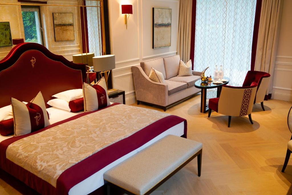 Hotel Schloss Mönchstein - 6