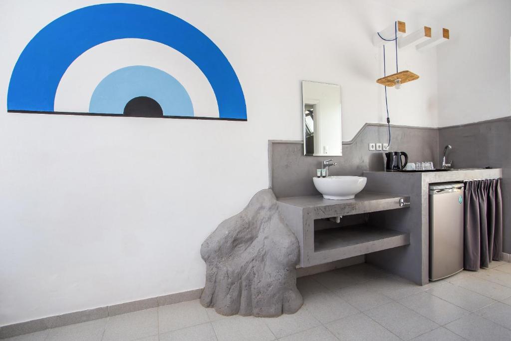 Tinas Plus Hotel - 4