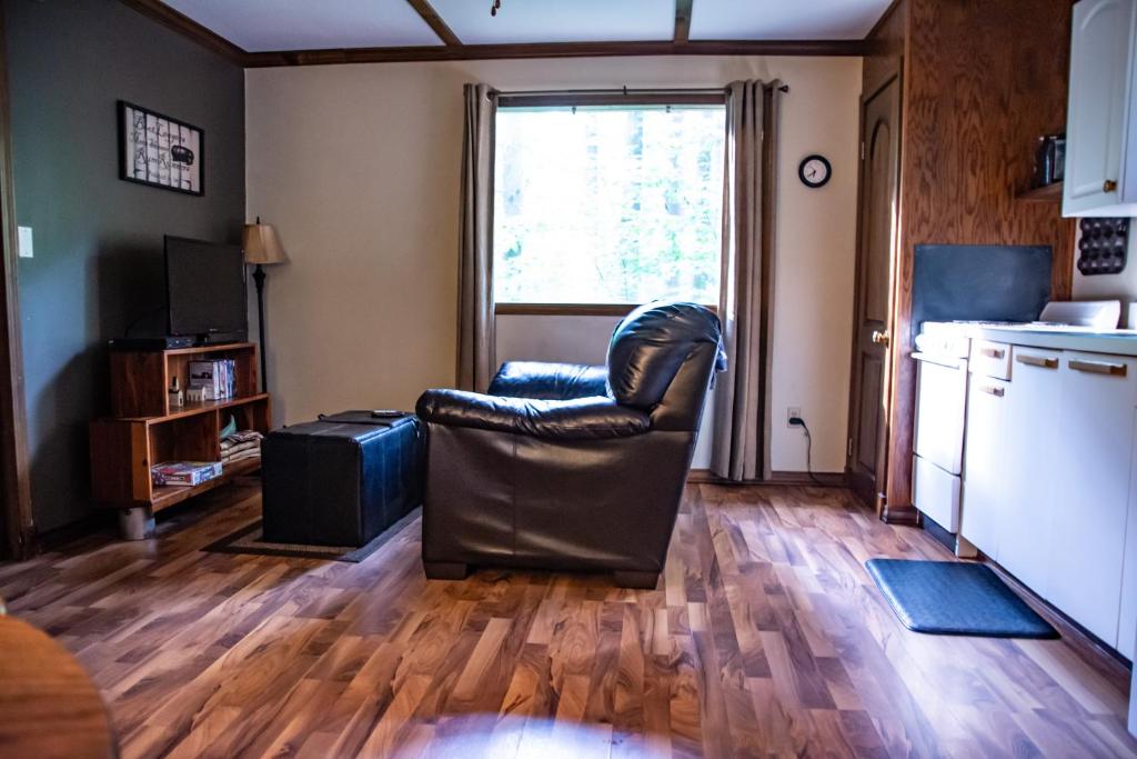 Avenwood Cabins - One-Bedroom House
