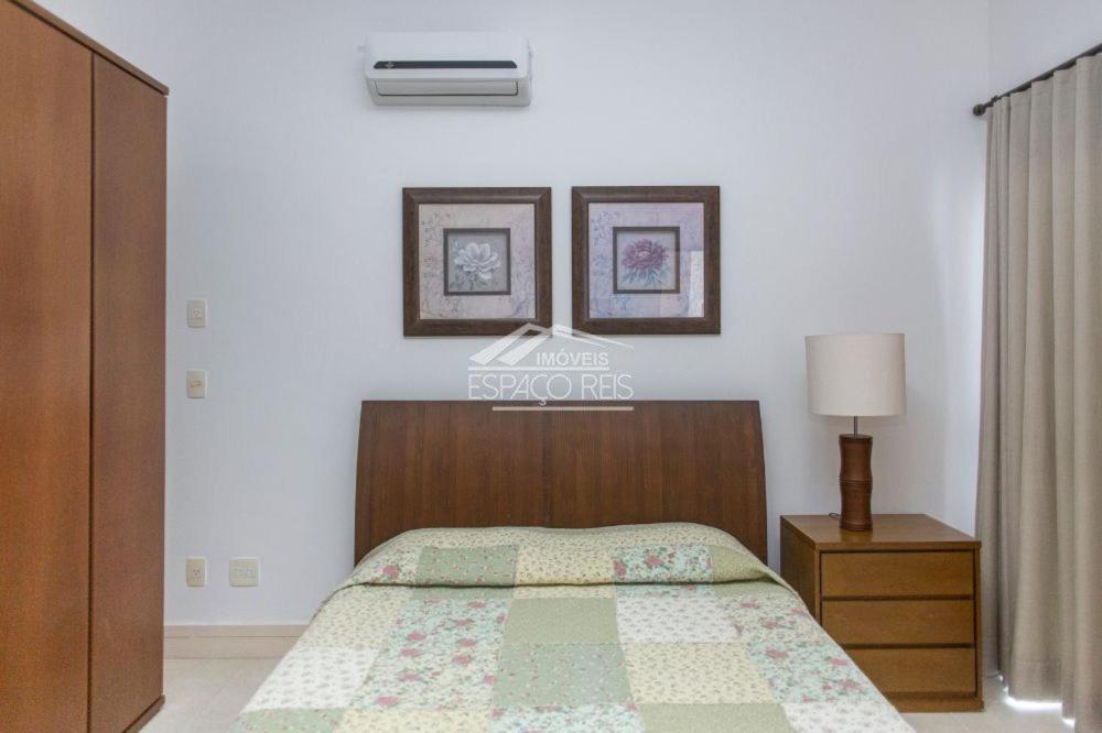  Casa de Condomínio com vista para o mar com 4 Suítes - Ferradurinha