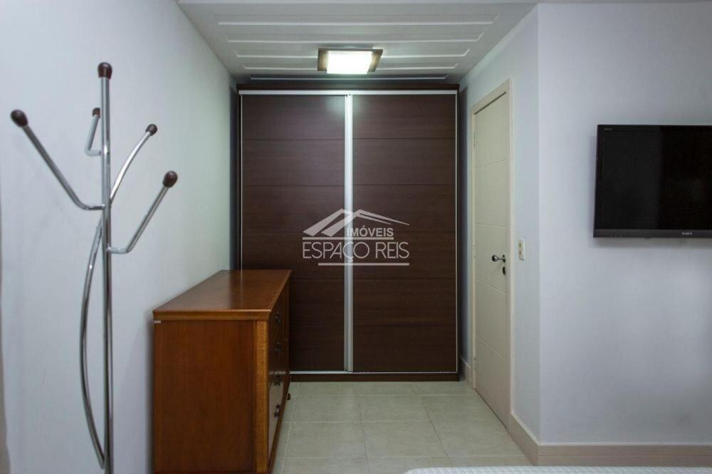  Casa de Condomínio com vista para o mar com 4 Suítes - Ferradurinha