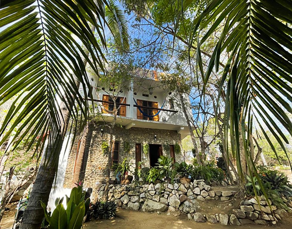 Taman di luar Departamentos Éxodo