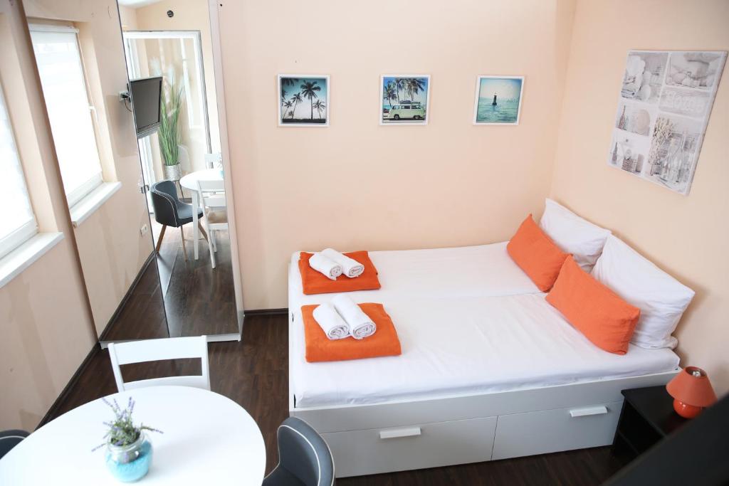Postel nebo postele na pokoji v ubytování Villa mit Whirlpool für 32 Per