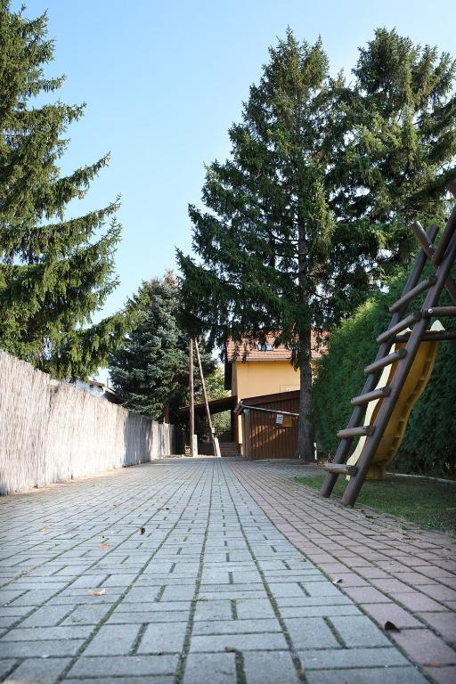 Budova, v ktorej sa apartmán nachádza