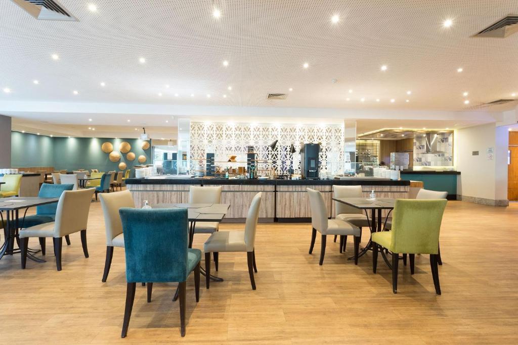  Confortável flat no Hotel Radisson com Café da Manhã