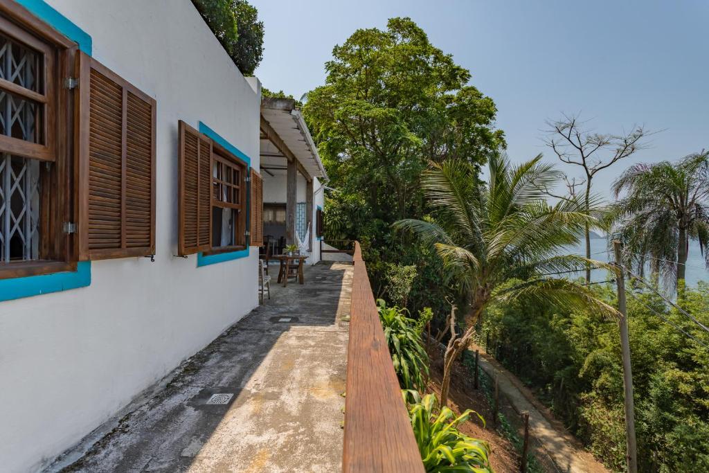  Ilha de Itacuruçá - Rústico e design debruçados no mar