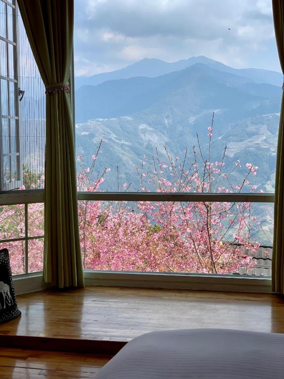 Nespecifikovaný výhled na hory nebo výhled na hory při pohledu z bed and breakfast