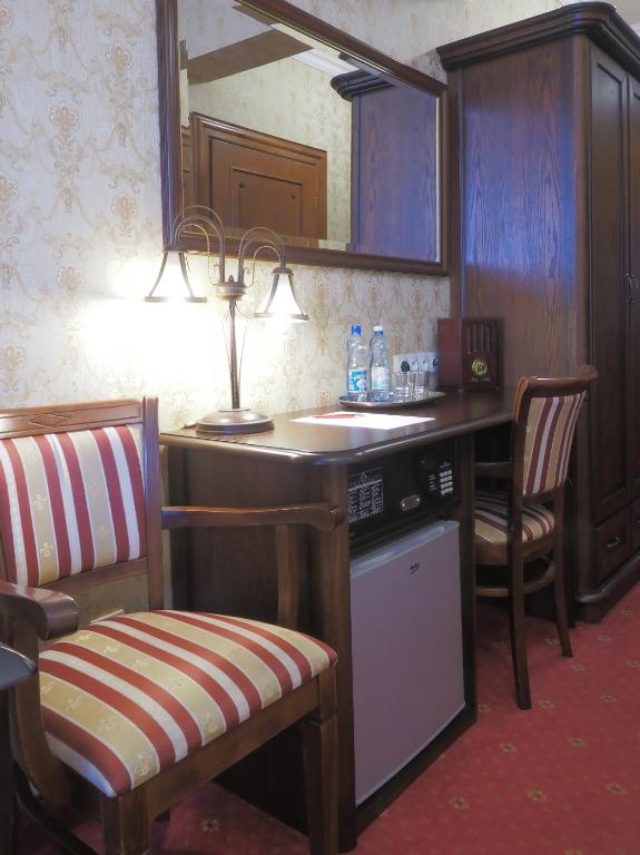 Hotel Sarmata Zespół Dworski - 6