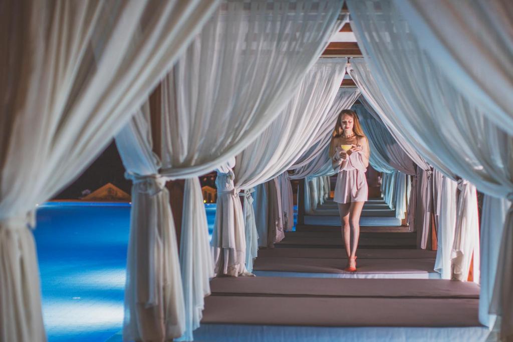 Orka Cove Hotel Penthouse & Suites Adults Only vendégei