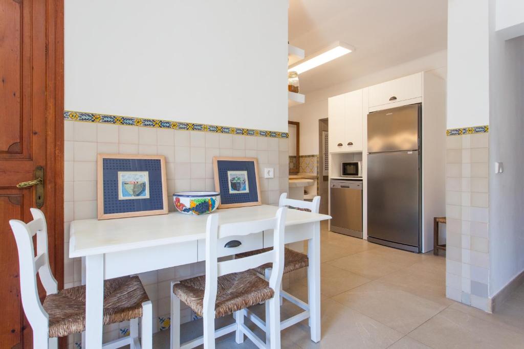 Fotografie z fotogalerie ubytování VILLA CABRERA 12 PAX v destinaci Colonia Sant Jordi