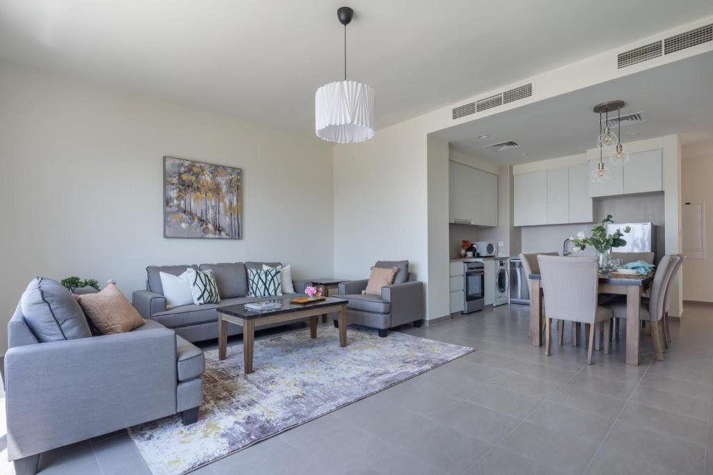 Frank Porter - Urbana II, Dubai – Updated 2022 Prices