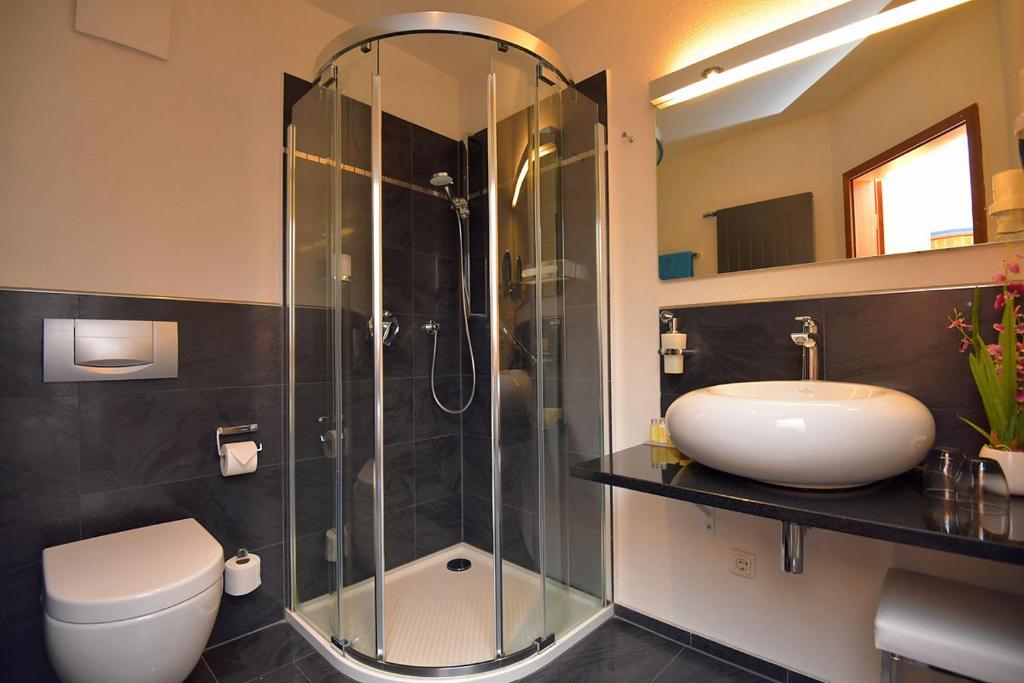 Koupelna v ubytování AltstadtHotel an der Werra