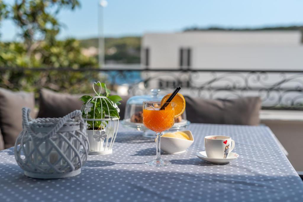 Nápoje v ubytovaní Apartman Tragos