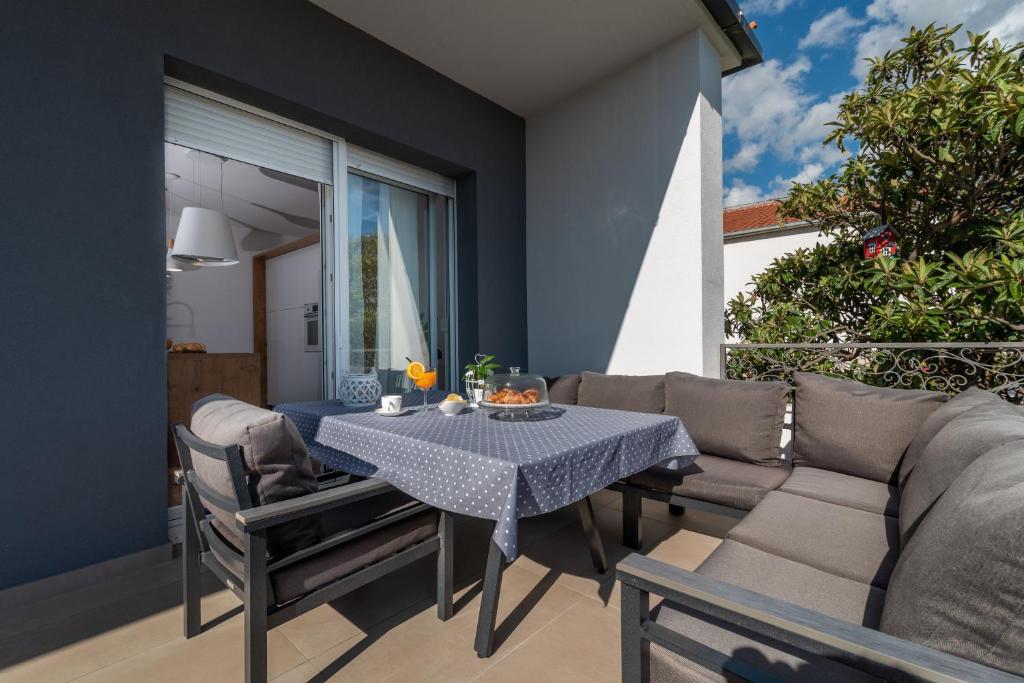 Posedenie v ubytovaní Apartman Tragos