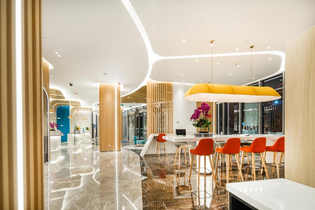Posezení v ubytování Holiday Inn Express Shanghai Pudong Zhangjiang by IHG - 20 minutes to New International Expo Center and Disneyland