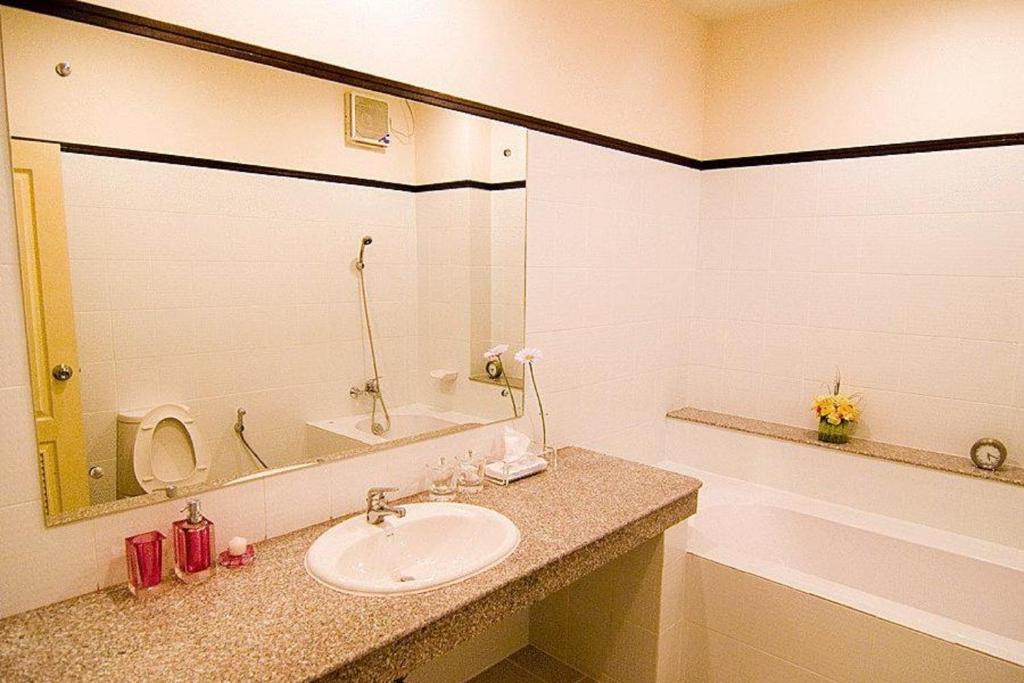 Baiyoke Ciao Hotel - Resim 8